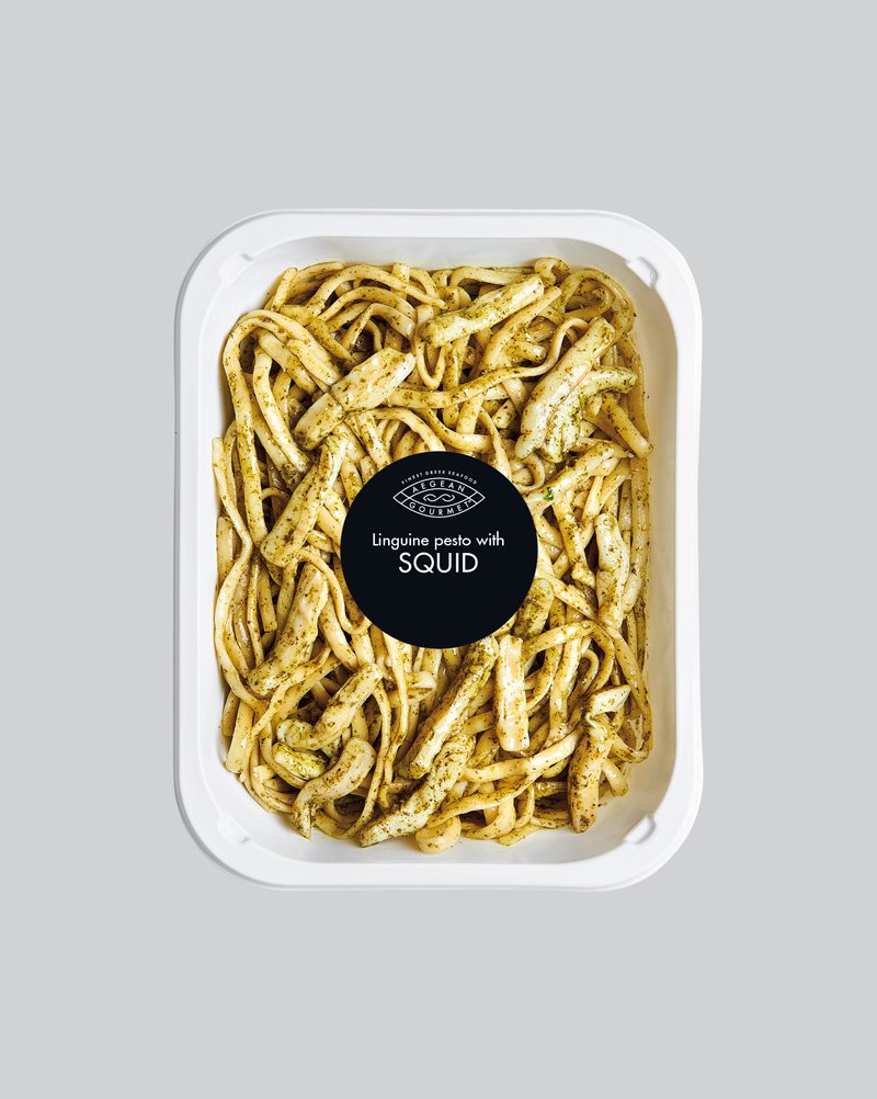 Linguine pesto with squid